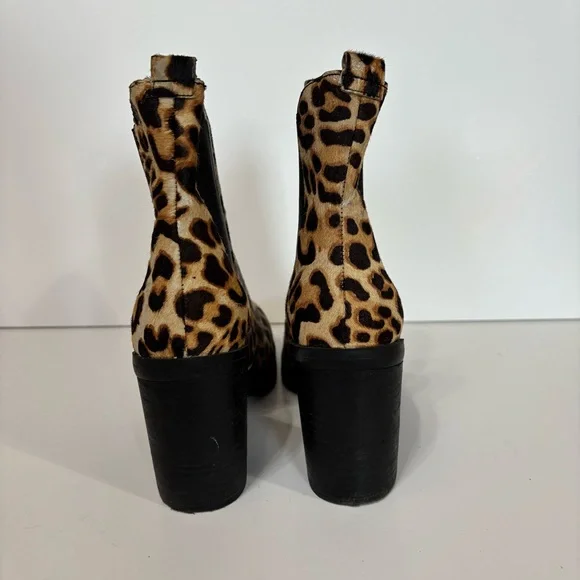 Crown Vintage Cheetah Print
Healed Chelsea Boot Size 8.5M - Picture 4 of 4